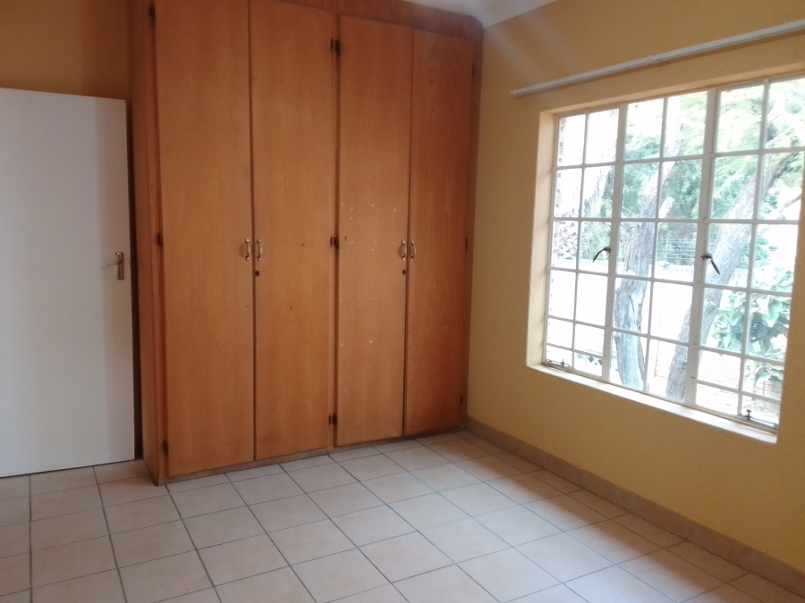 To Let 3 Bedroom Property for Rent in Geelhoutpark North West